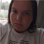 Chica se ofrece a dar clases particulares de inglés